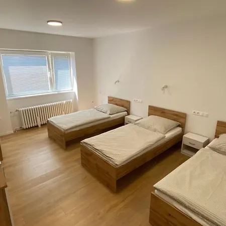 Penzion Pri Kastieli 3*